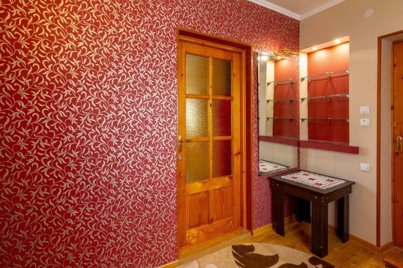 Rooms With Fortetsya View Kamieniec Podolski Zewnętrze zdjęcie