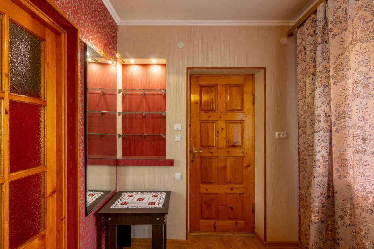 Rooms With Fortetsya View Kamieniec Podolski Zewnętrze zdjęcie